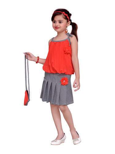 Cute Girls Skirt And Top