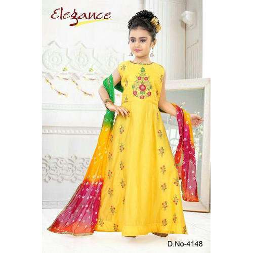 kids printed gown