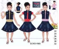 Round Neck 	Crepe Casual Wear Skirt And Top 