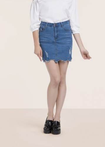 Stylish denim skirt