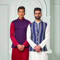 Vestirio Designer Kurta Pyjama Set