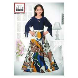 designer fancy sleeve gown