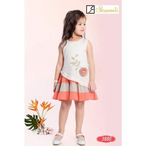 Skirt and Top set for baby Girl by Shrawanti Apparels
