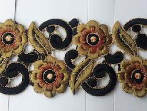 Embroidred Laces - 3
