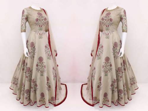 PRINTED GOWN