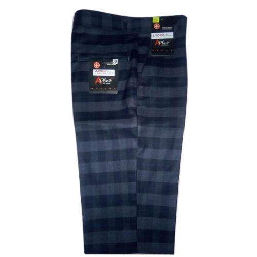 checks ankle trouser by Maa Collection
