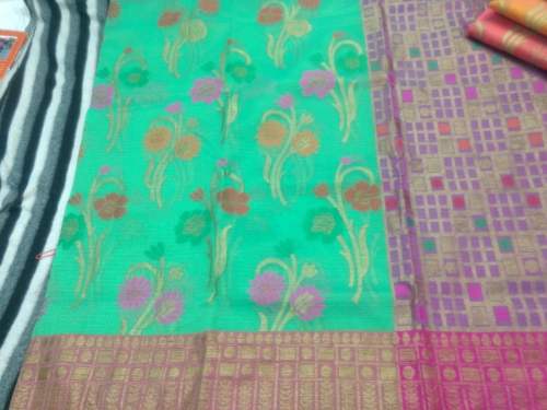 weaving kota doriya saree by R S Creation