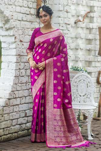 soft banarasi saree by Griva Designer