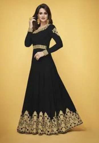 Black color Anarkali suit