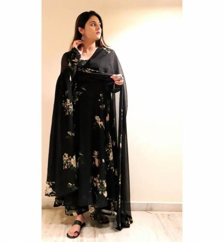 NEW PRESENT BLACK COLOR KURTI