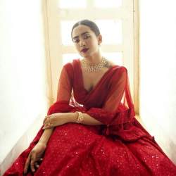 Presenting You Most Beautiful Crop Top Choli