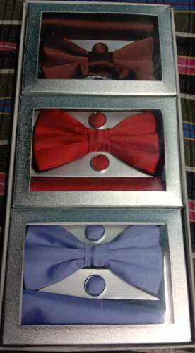 Plain tie bow
