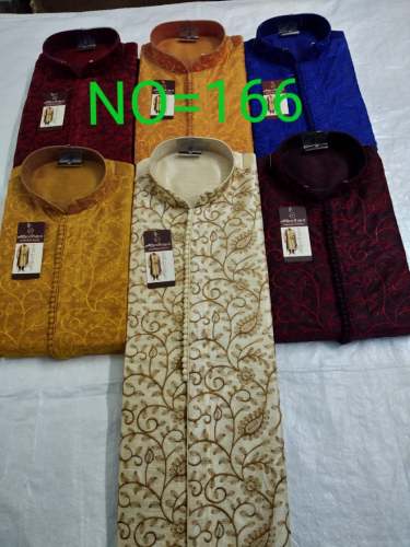 Embroidered Mens Kurta by Mandhani