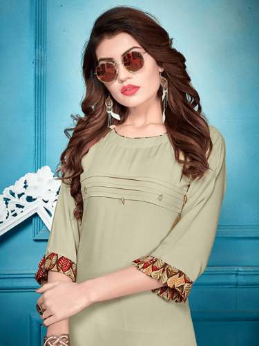 Trendy Kurti  by Ishita House