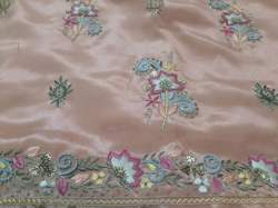 Hand embroiderd Jardoshi work Suit