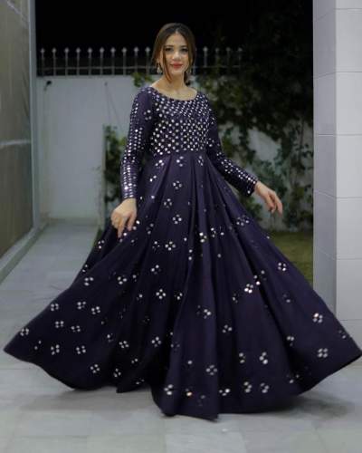 BLACK GOWN COLLECTION