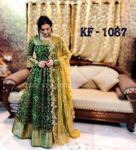 Sateen fancy gown 