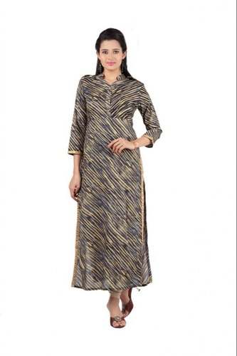 Fancy Ladies Casual Kurti by Moon Industries