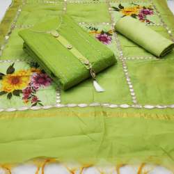 *Exclusive Dress Material Suit  For Women