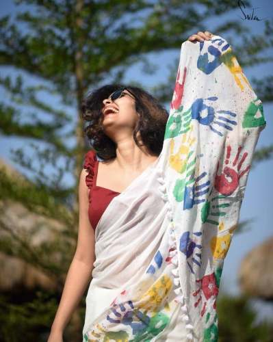 holi saree