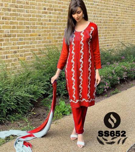 ss652