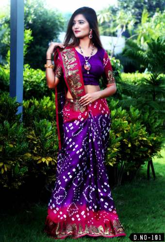 purple bandhani saree by Great Vila