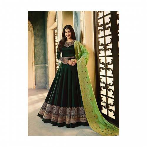 Women designer gown by H B Trends