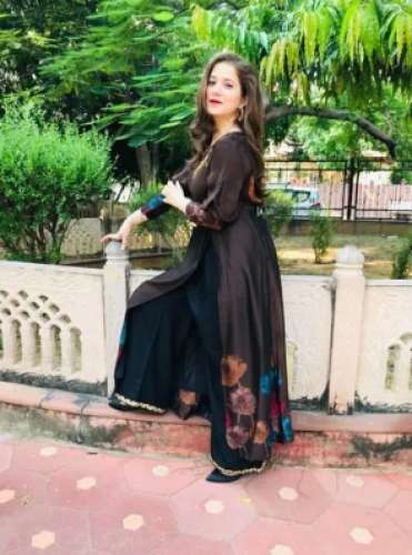 Ladies Black Designer Kurti Palazzo Set by Yourstyle