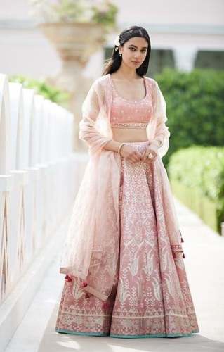 PARTY WEAR DESIGNER LEHANGA 