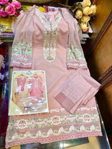 Designer Luxury Collection in Pakistani Suits 