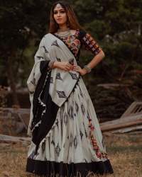 Fancy Navratri Chaniya Choli