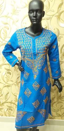 Ladies Chikankari Cotton Kurti
