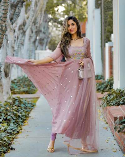 GOWN PRINTED