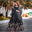 HEVVY TAPETA SILLK GOWN 