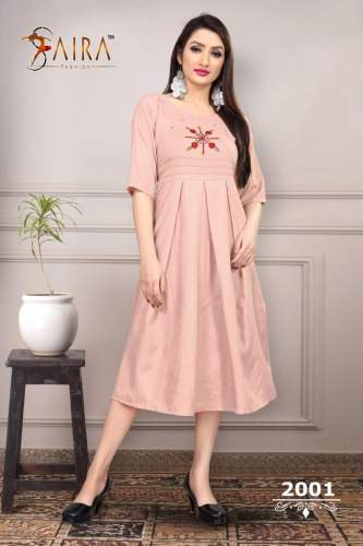 Trendy rayon Slub Short Kurti