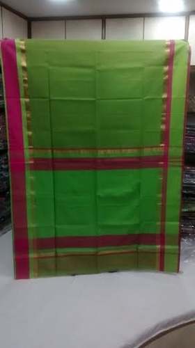 plain maheshwari saree by Ramkrishna Udhyog