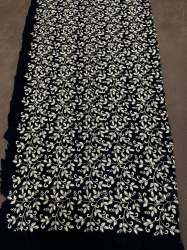 chain stich embroidery with swarouslki work