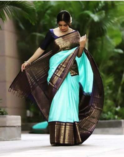 Classy RICH PALLU & JACQUARD WORK Saree