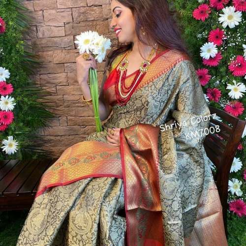 Enticing RICH PALLU & JACQUARD WORK Saree