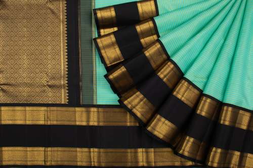 Pleasing RICH PALLU & JACQUARD WORK