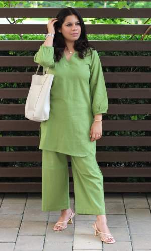 Plain Regular Wear Cotton Slub Kurti Palazzo Set by asudani garment
