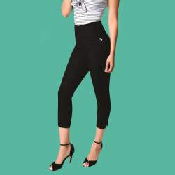 Ladies Designer Black capri 