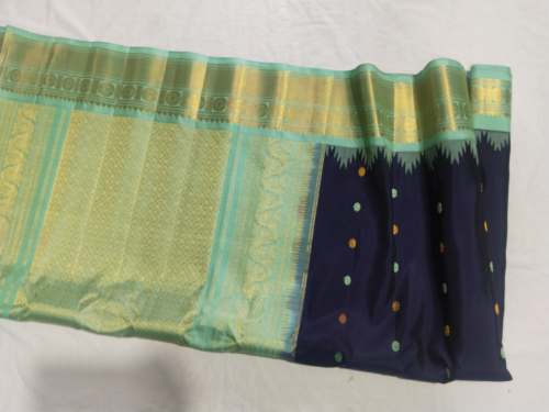 Gadwal Handloom Kuttu saress 