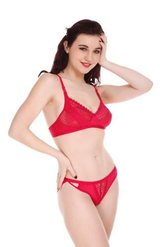 Red Panty Set For Ladies at Rs.85/Piece in delhi offer by Rihan Enterprises