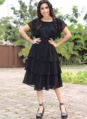 black color flutter sleeves bodycon dress
