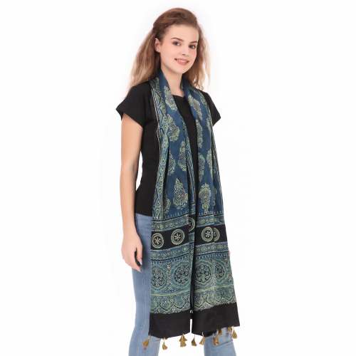 Green Block Printed Girlish Stole