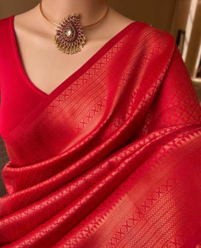 Banarasi Tapeta Zari Tanchui Soft Silk Saree