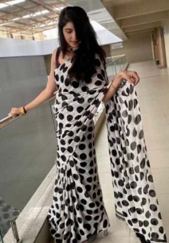 ladies Printed Polka Dot Saree By Kashvi Brand