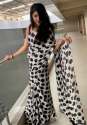 get-printed-polka-dot-saree-by-kashvi-brand