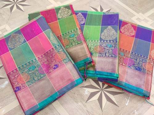 Checked Design Linen Zari Saree